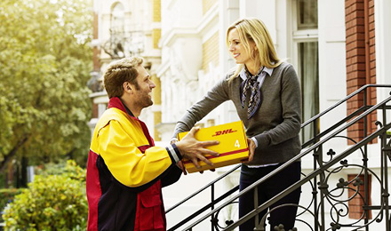 ©DHL INTERNATIONAL